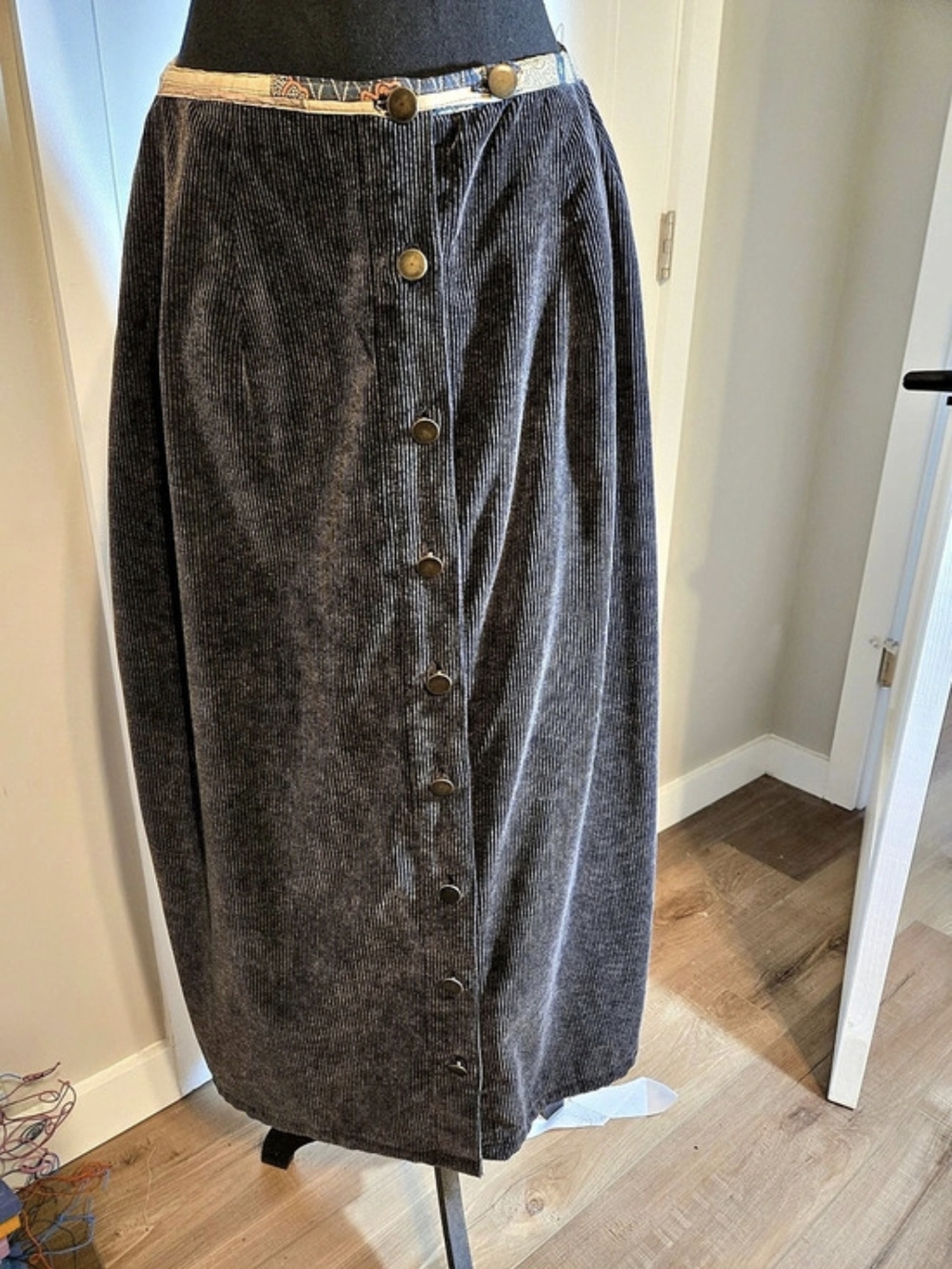 Nativewear Designs Vintage Corduroy Rayon Maxi Skirt Button Front Brown M